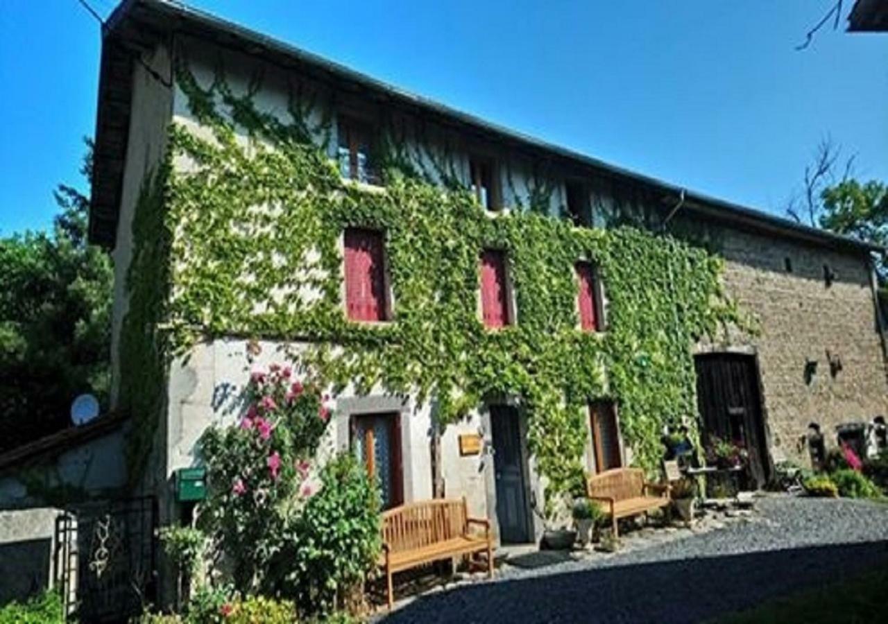 Bed and Breakfast L'embellie à Bertignat Extérieur photo